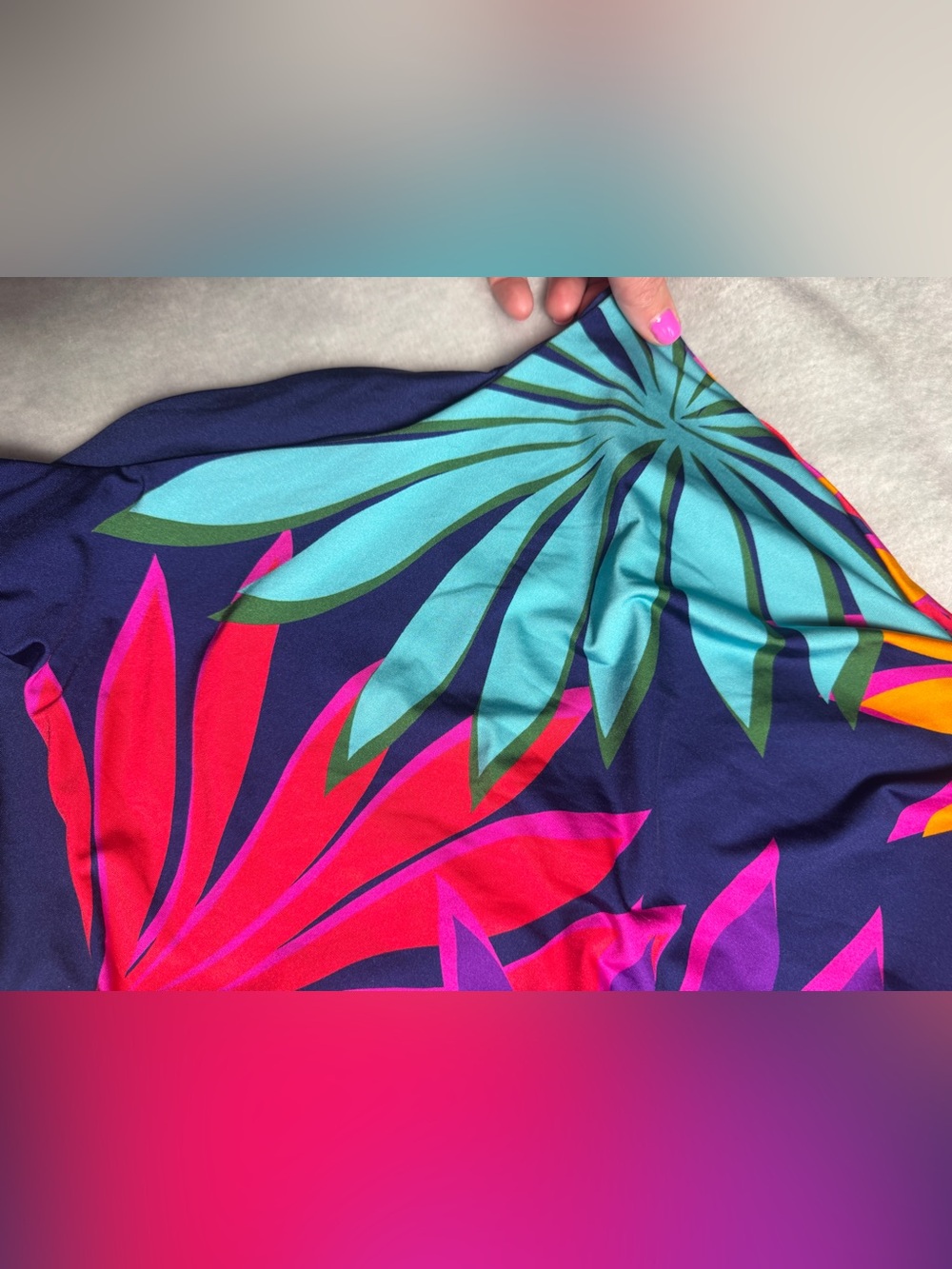 NWT Trina Turk Wailea Reversible One Piece Swimsuit Size 14 Tropical Print - Picture 3 of 11